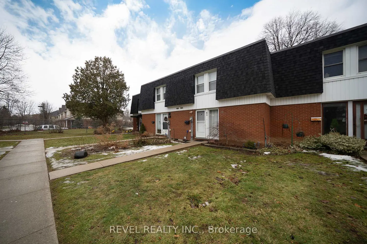 273 Elgin Street 41 photo 2