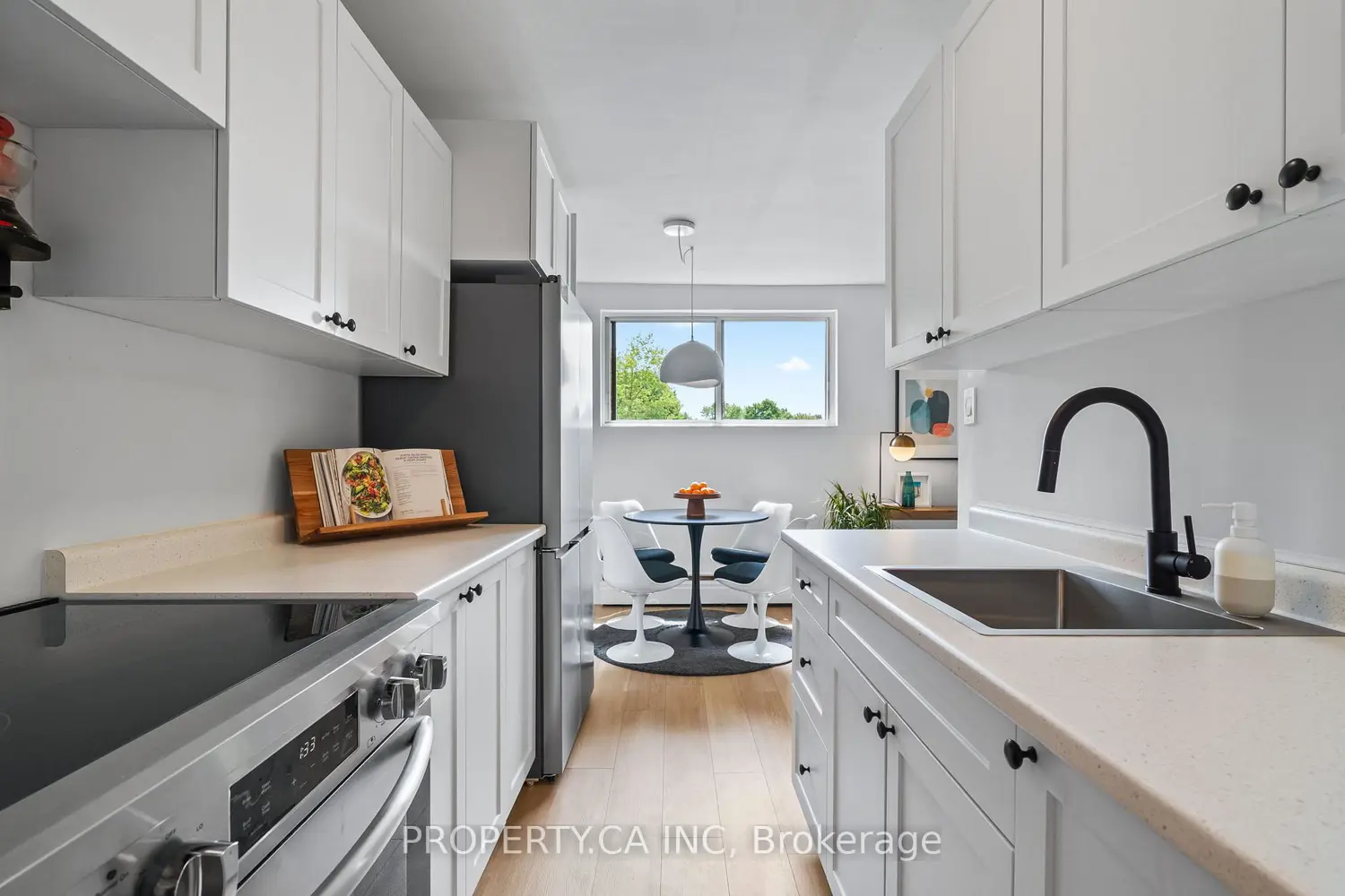 Additional image 12 of 1830 Dumont Street 202