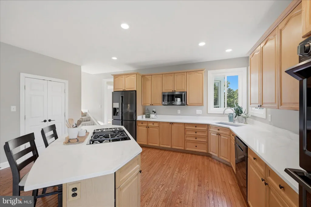 Additional image 18 of 301 Shiloh Place SE, Leesburg, VA 20175