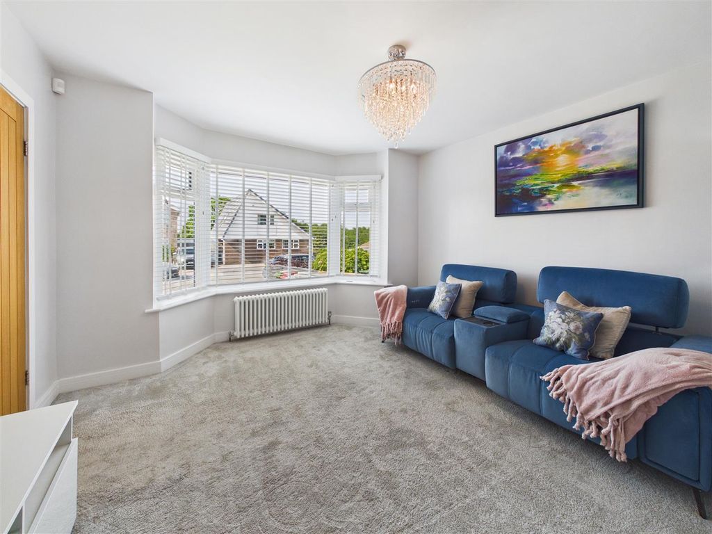 Additional image 10 of 3 bed property for saleHilltop Road, Dronfield S18