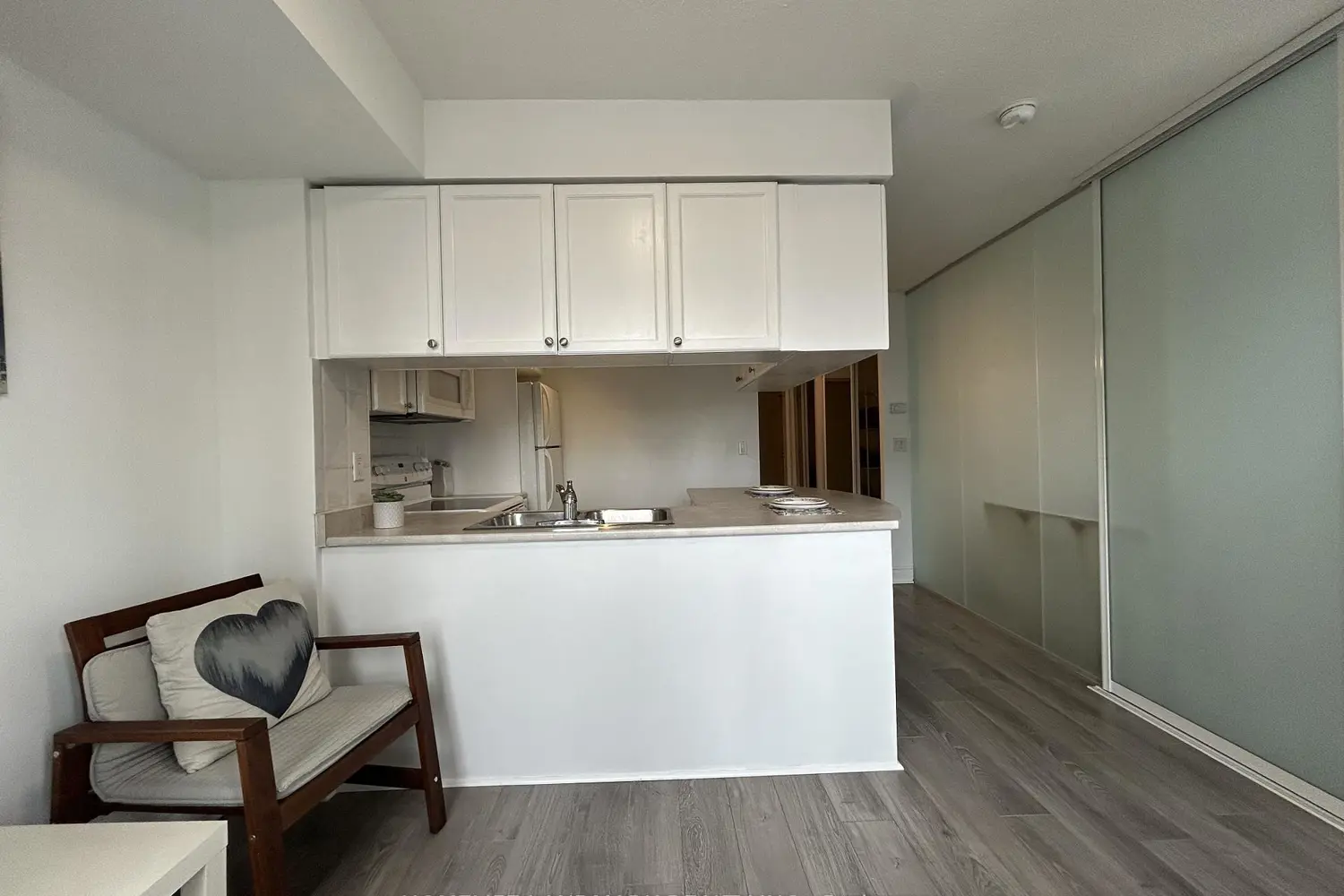 Additional image 3 of 909 Bay Street 1204