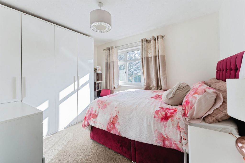 Additional image 13 of 4 bed detached house for saleBeechwood Drive, Great Sutton, Ellesmere Port CH66