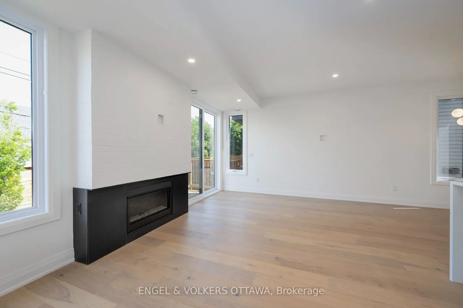 Additional image 2 of 75A Granton Avenue