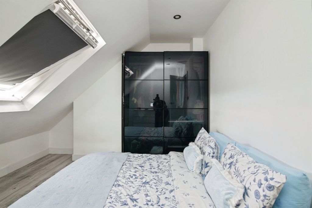 Additional image 18 of 6 bed semi-detached house for saleSledmore Road, Dudley DY2