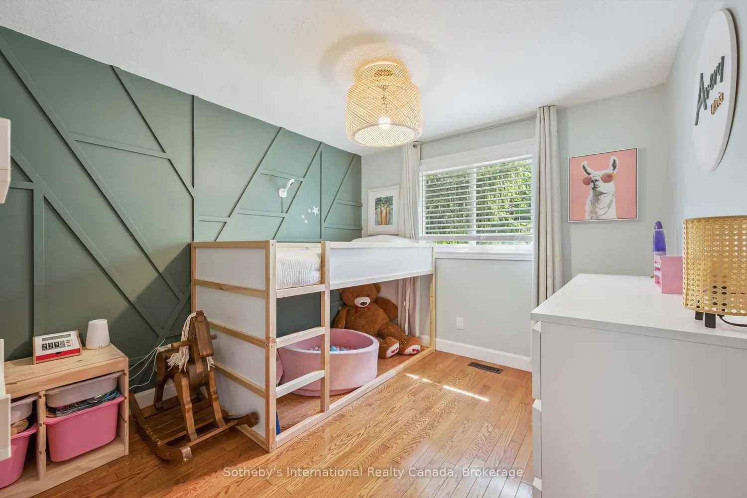 Additional image 11 of 401 Midwood Crescent