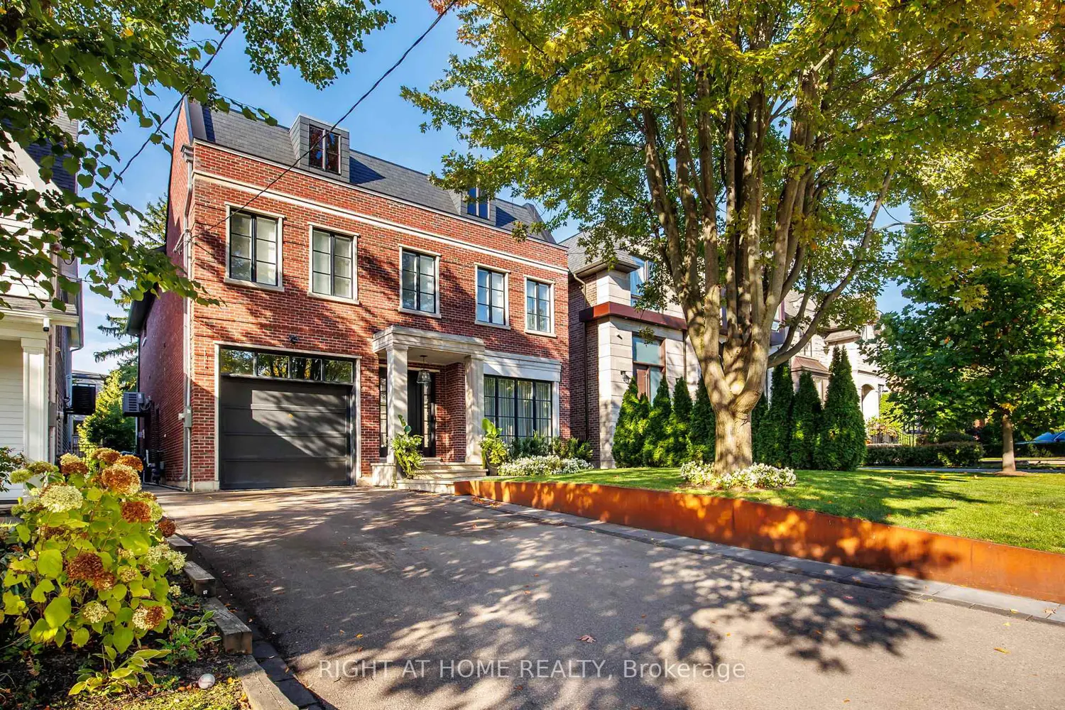 442 Glengrove Avenue