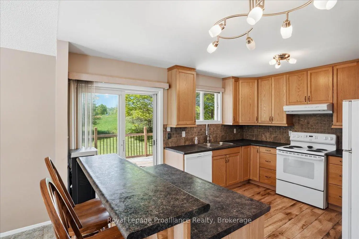 205 Bethel Road photo 2