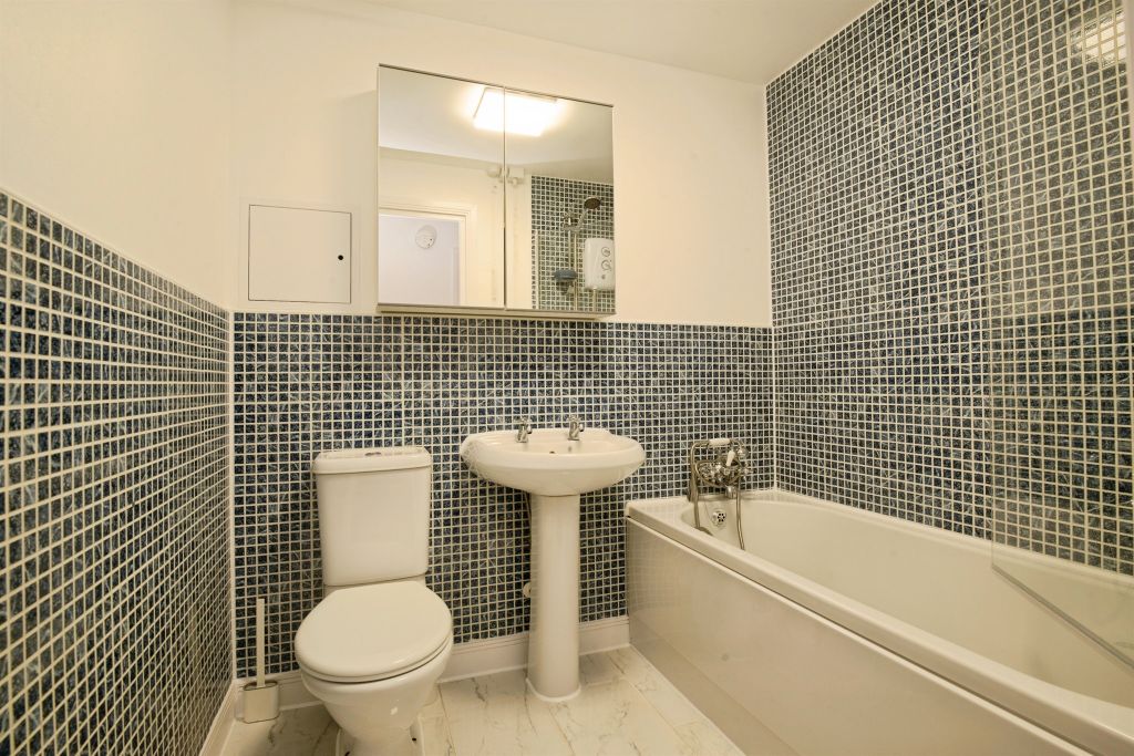 Additional image 8 of 2 bed flat for saleHeol Tre Forys, Penarth CF64