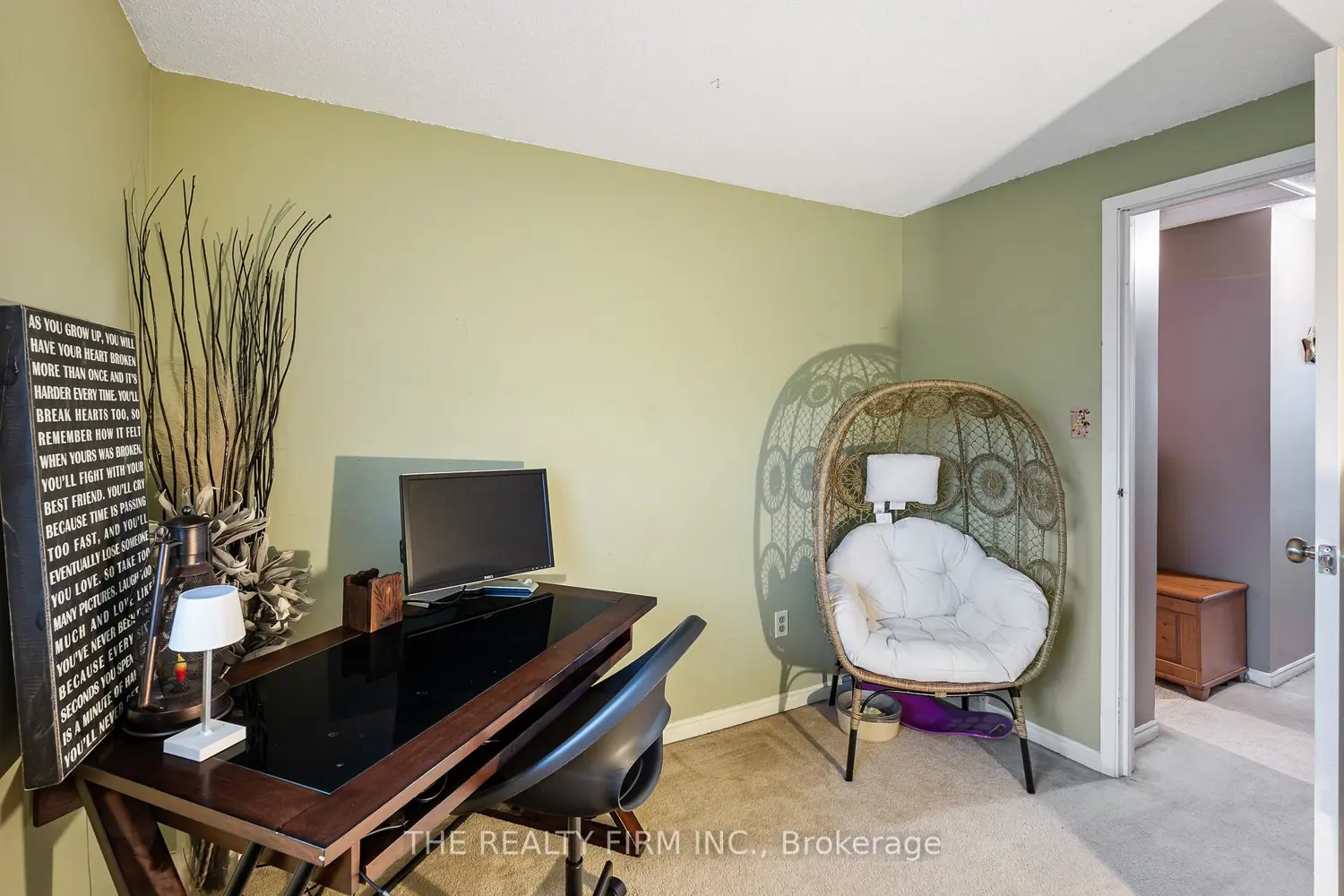 Additional image 10 of 1990 Wavell Street 67