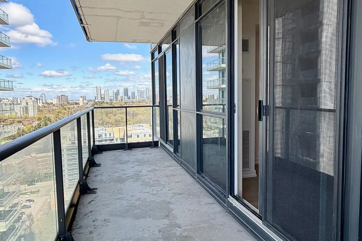 Additional image 19 of 29 Singer Court 2109