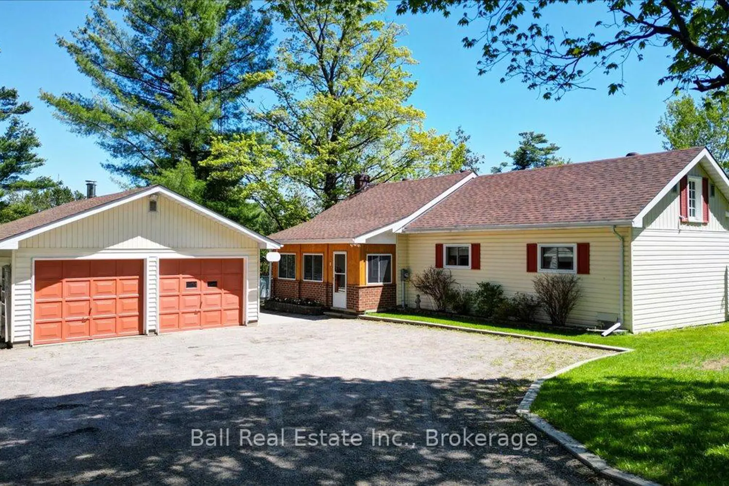 29 Brown Lane photo 2