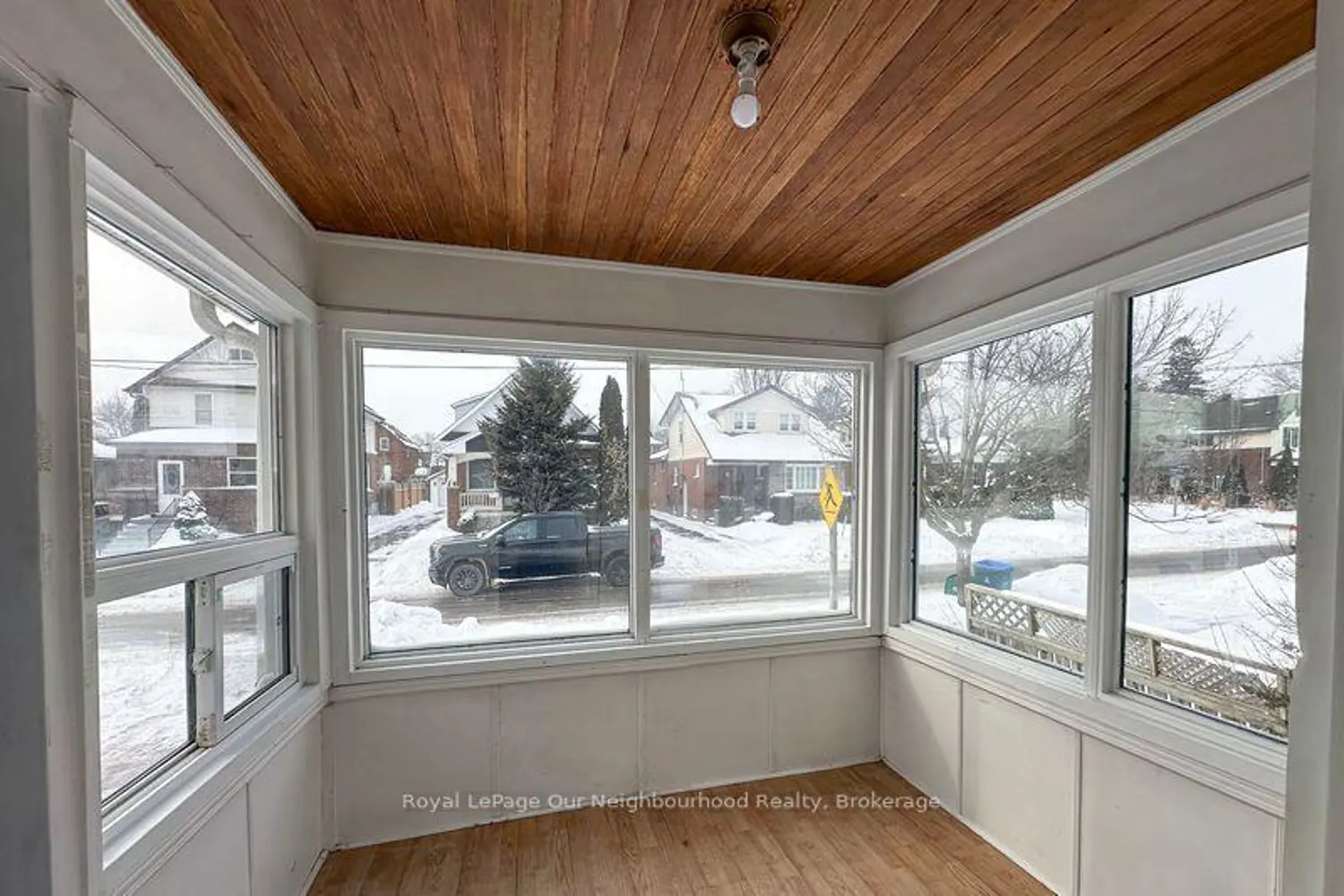 65 Gladstone Avenue photo 3