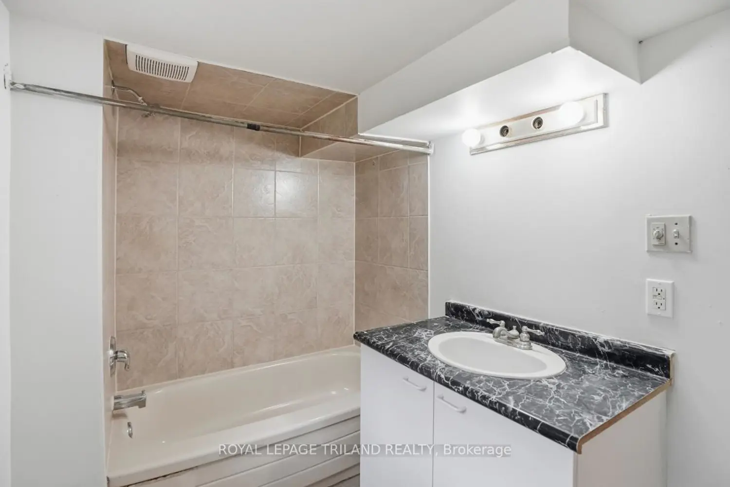 Additional image 17 of 98 Cartwright Street