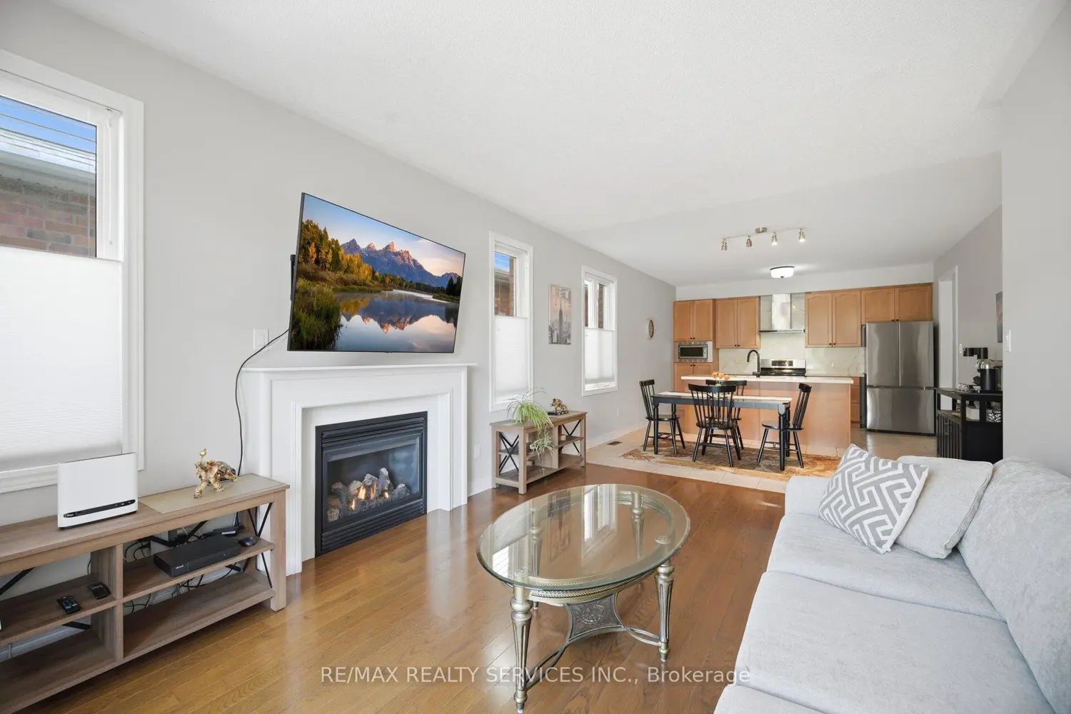 52 Atchison Drive photo 5
