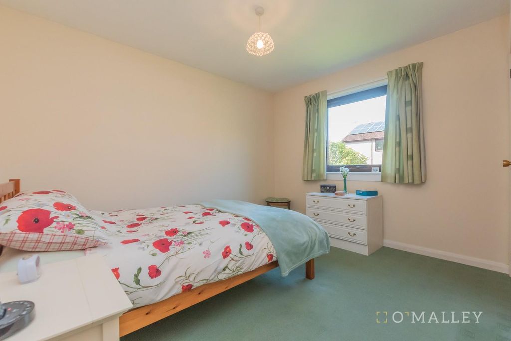 Additional image 18 of 2 bed bungalow for saleHillview Place, Dollar FK14