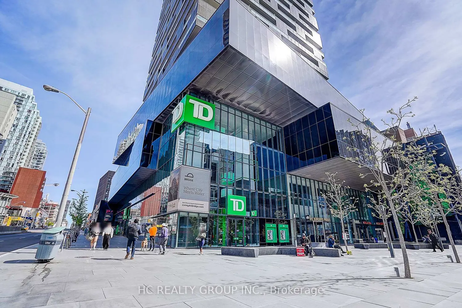 8 Eglinton Avenue 2904