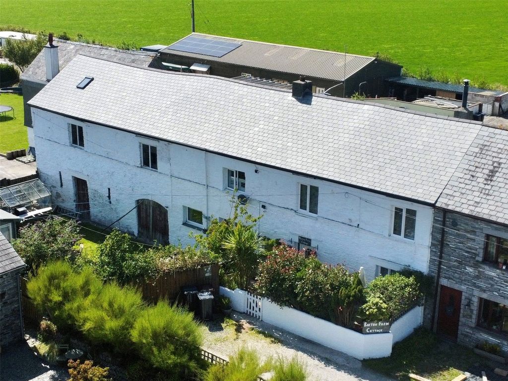 4 bed barn conversion for saleDelabole, Cornwall PL33 photo 2