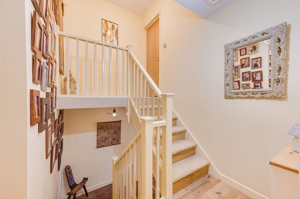 Additional image 25 of 3 bed town house for saleHolmley Lane, Dronfield S18