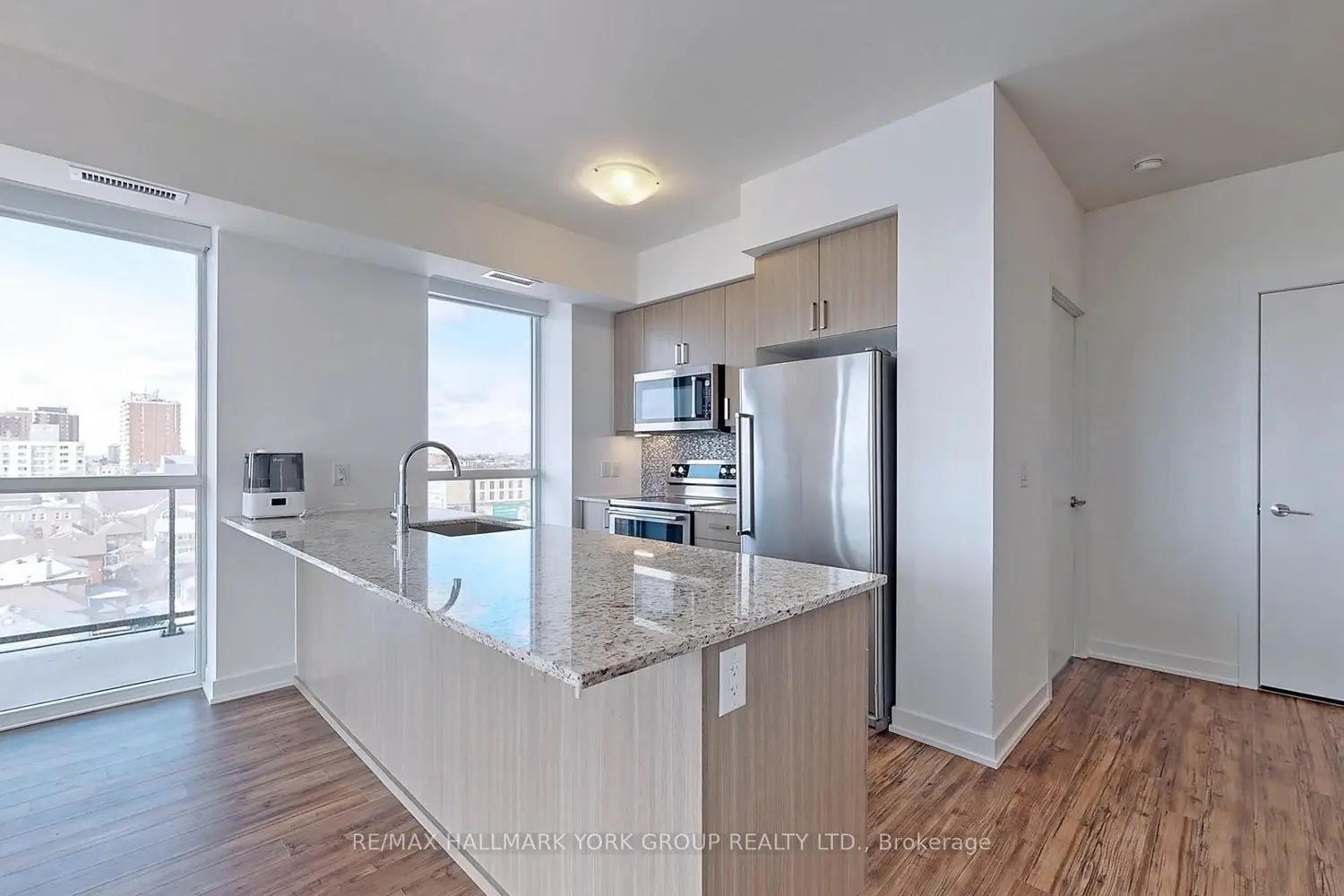 Additional image 3 of 1603 Eglinton Avenue 705