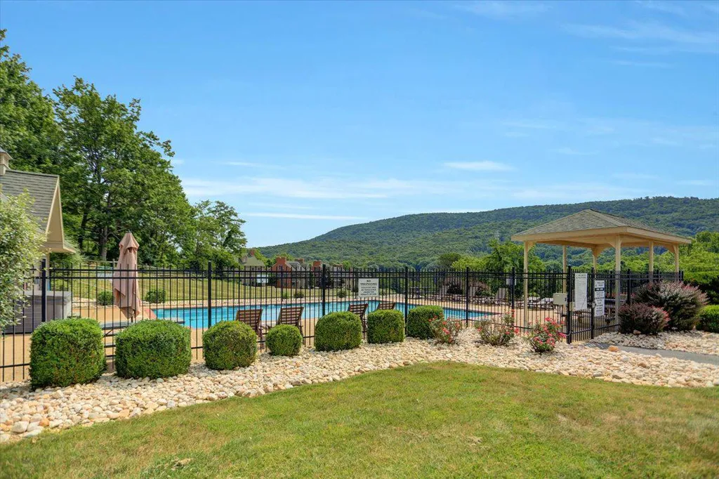Additional image 18 of 14201 Barberry Circle Unit 101, Mercersburg, PA 17236