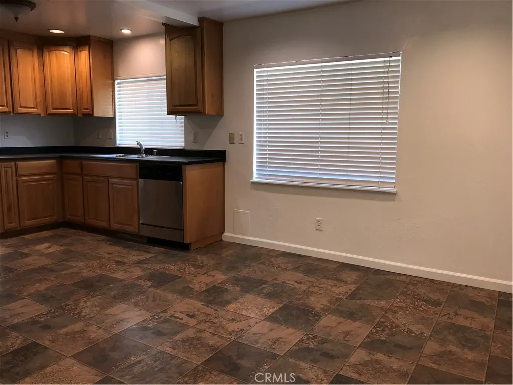 Additional image 11 of 845 3rd St, Lakeport, CA 95453