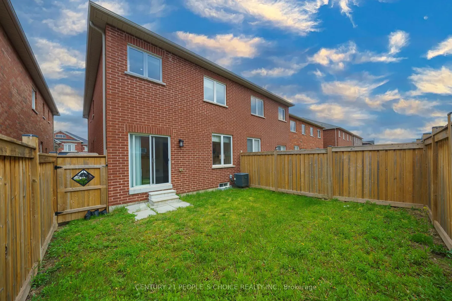 636 Mockridge Terrace photo 3