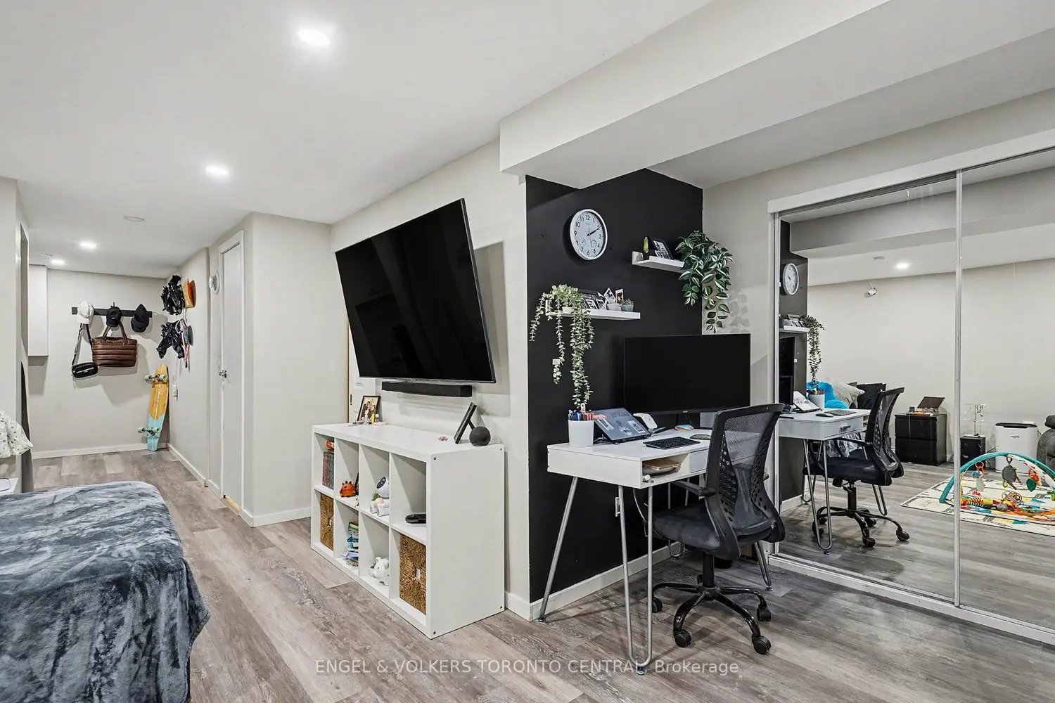 Additional image 12 of 6779 Glen Erin Drive 19