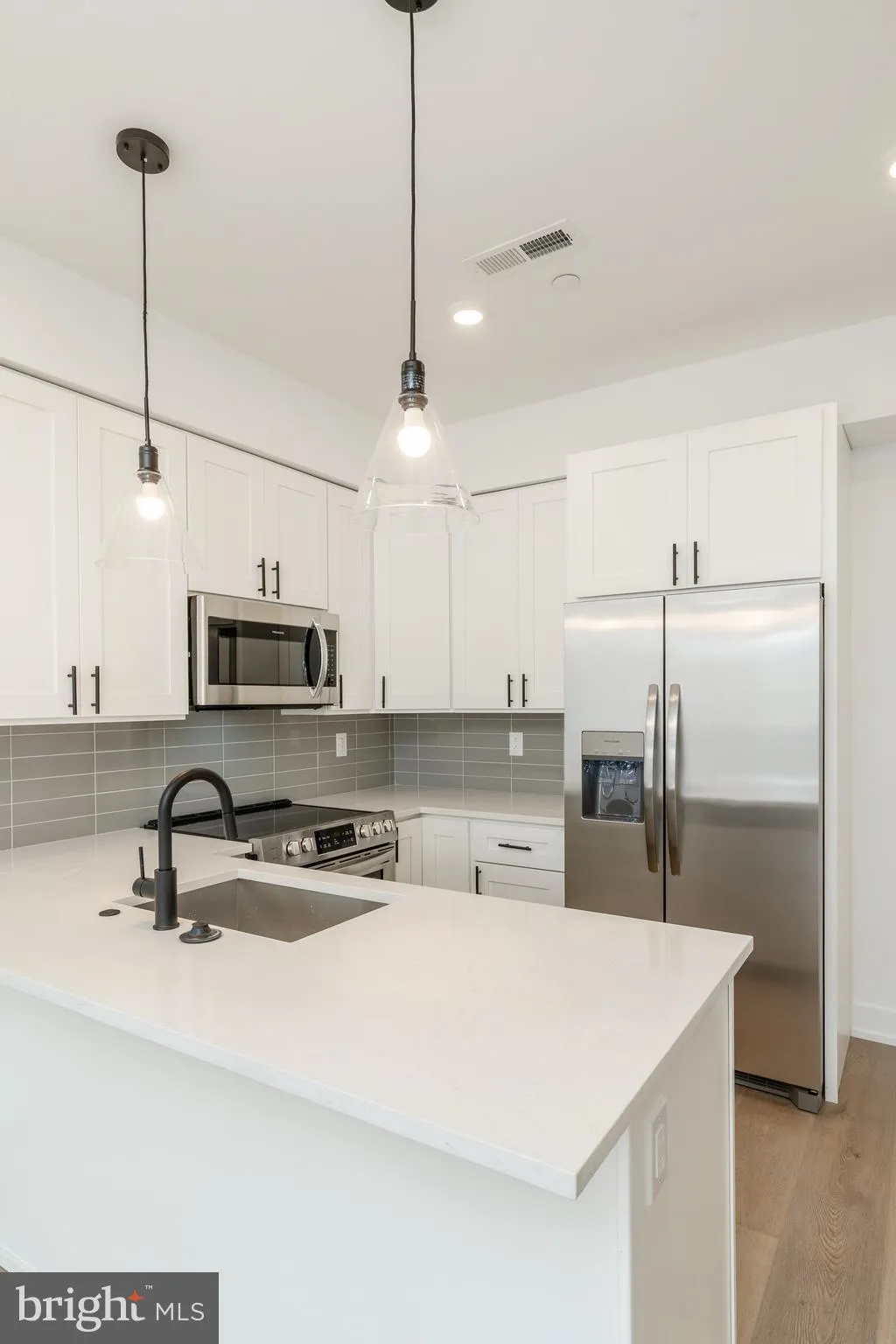 Additional image 10 of 2002 Frankford Ave Unit 201, Philadelphia, PA 19125