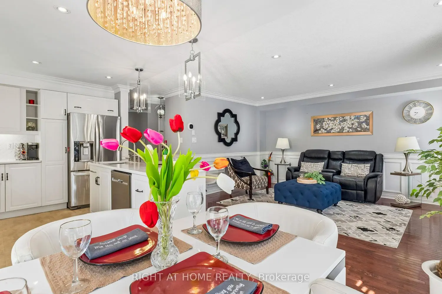 136 Harrongate Place photo 5