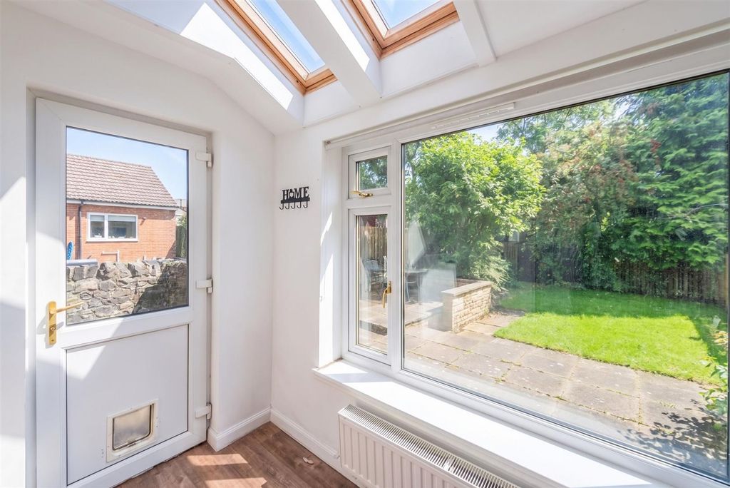 Additional image 8 of 3 bed end terrace house for sale29 Dewar Street, Dollar FK14