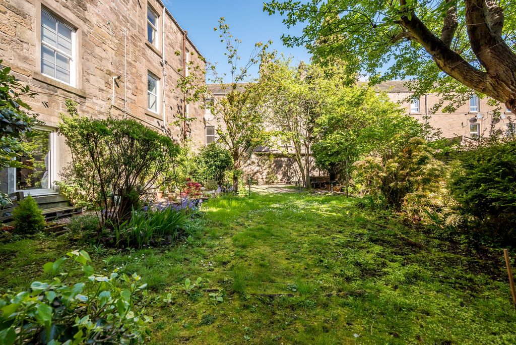 Additional image 12 of 2 bed flat for sale50A Seafield Road, Dundee DD1