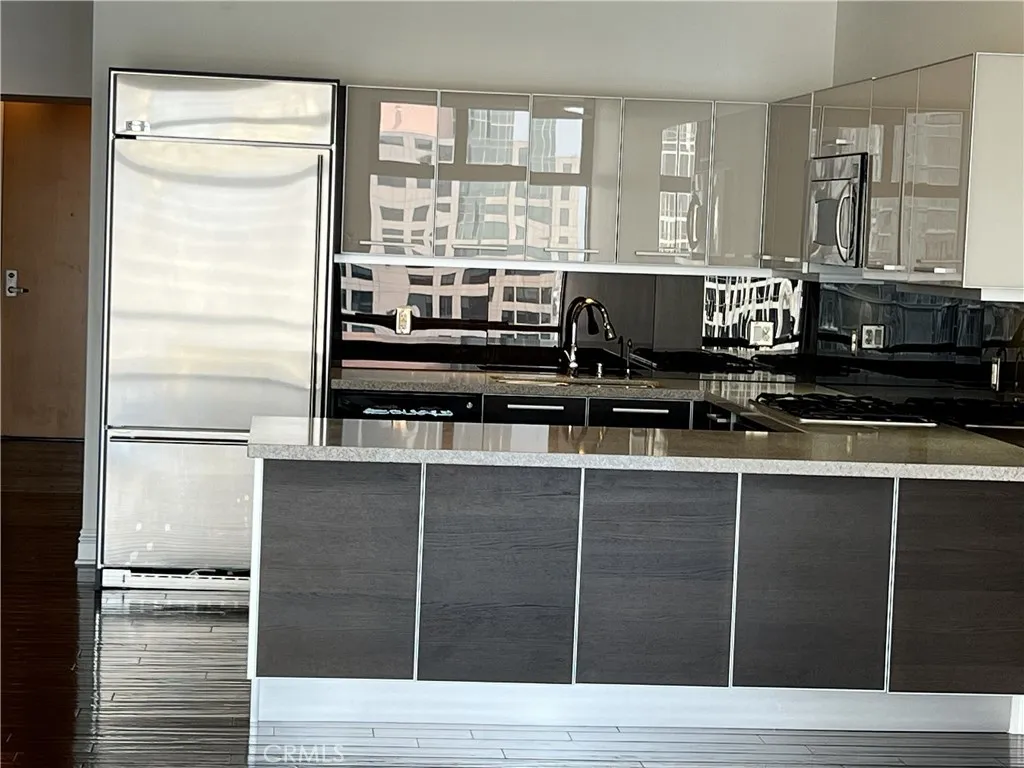 Additional image 19 of 801 S Grand Ave Unit 2204, Los Angeles, CA 90017