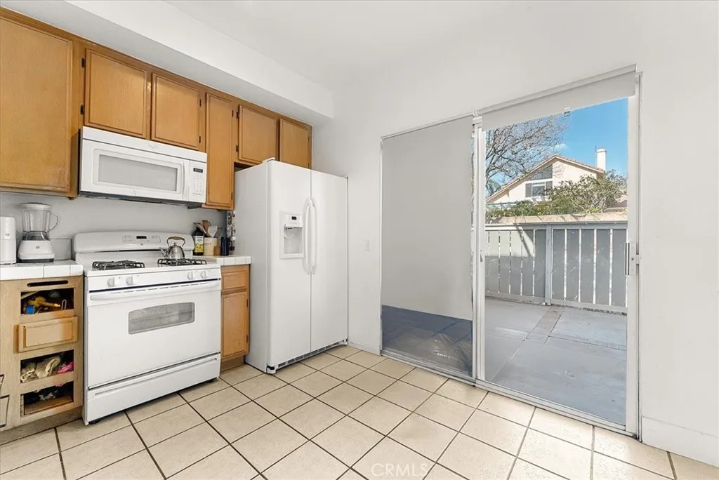 926 W Philadelphia St Unit 57, Ontario, CA 91762 photo 5