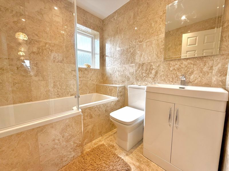 Additional image 13 of 4 bed detached house for saleCanesworde Road, Dunstable LU6