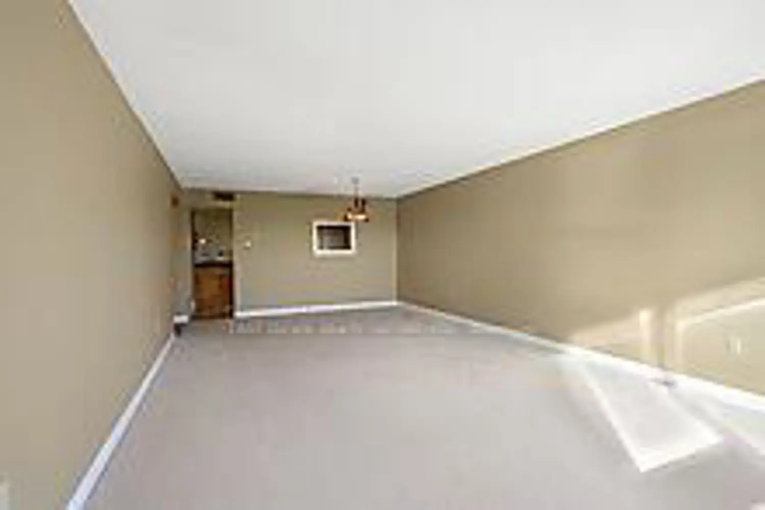 Additional image 9 of 50 Market St Street 203