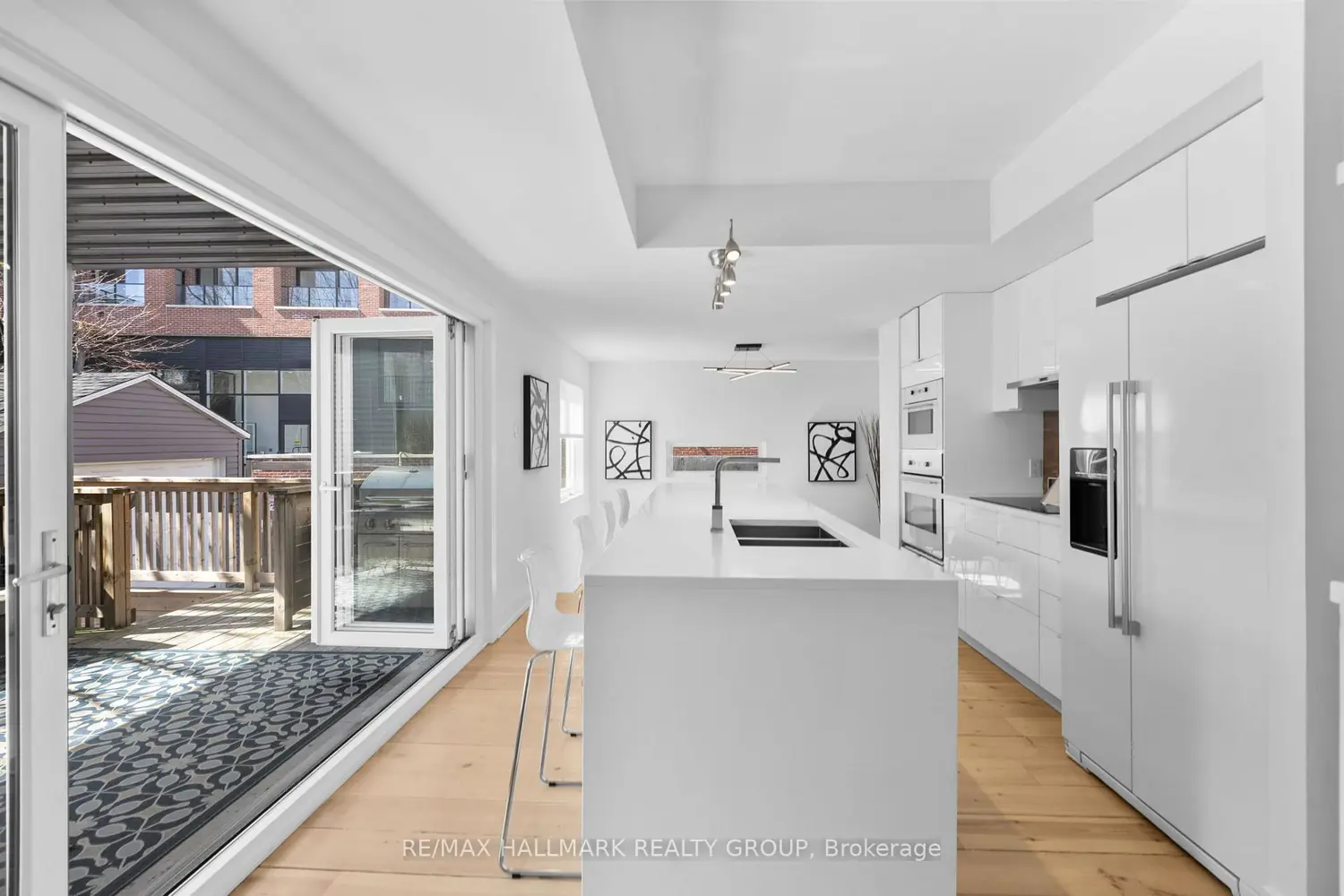 330 Winona Avenue photo 5