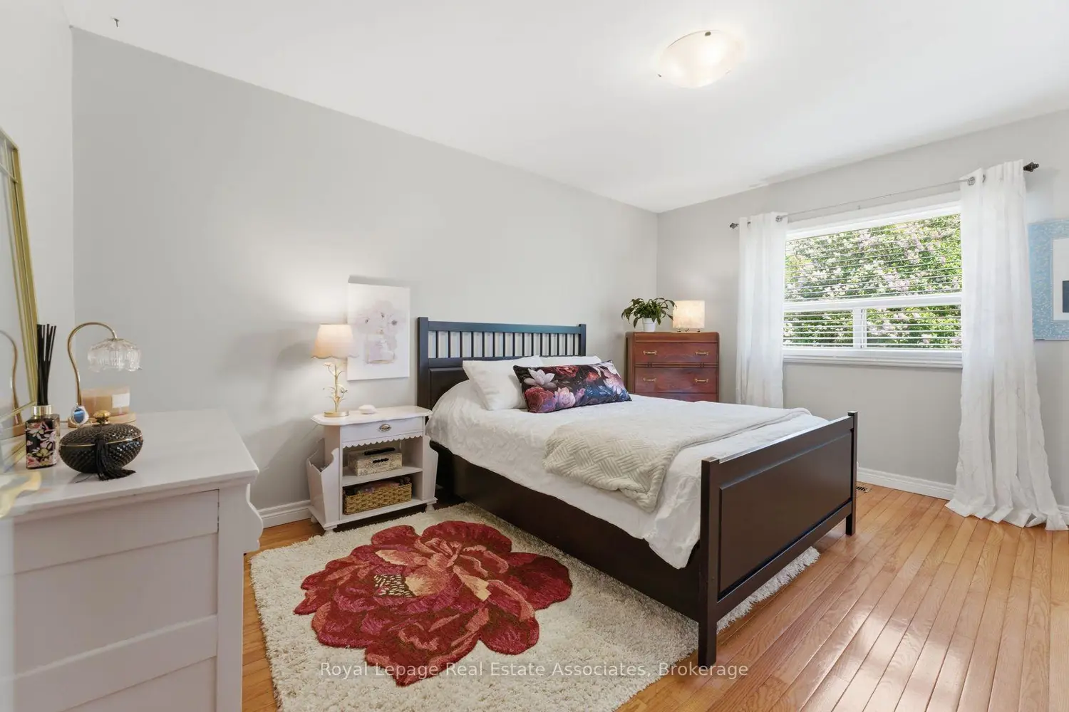 Additional image 7 of 1069 Alexandra Avenue