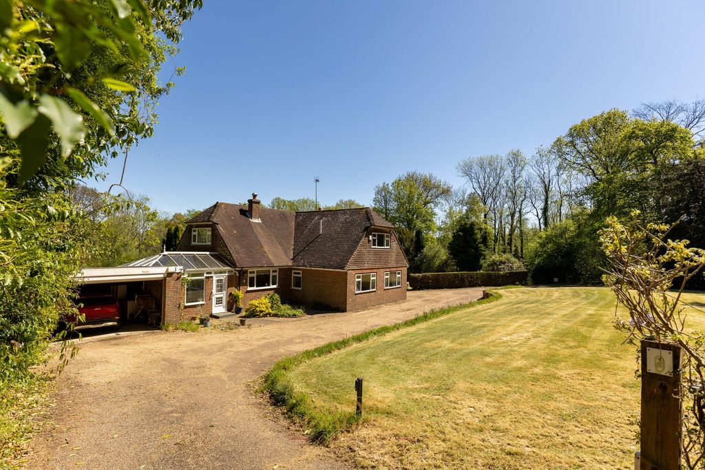 6 bed detached house for saleImberhorne Lane, East Grinstead RH19