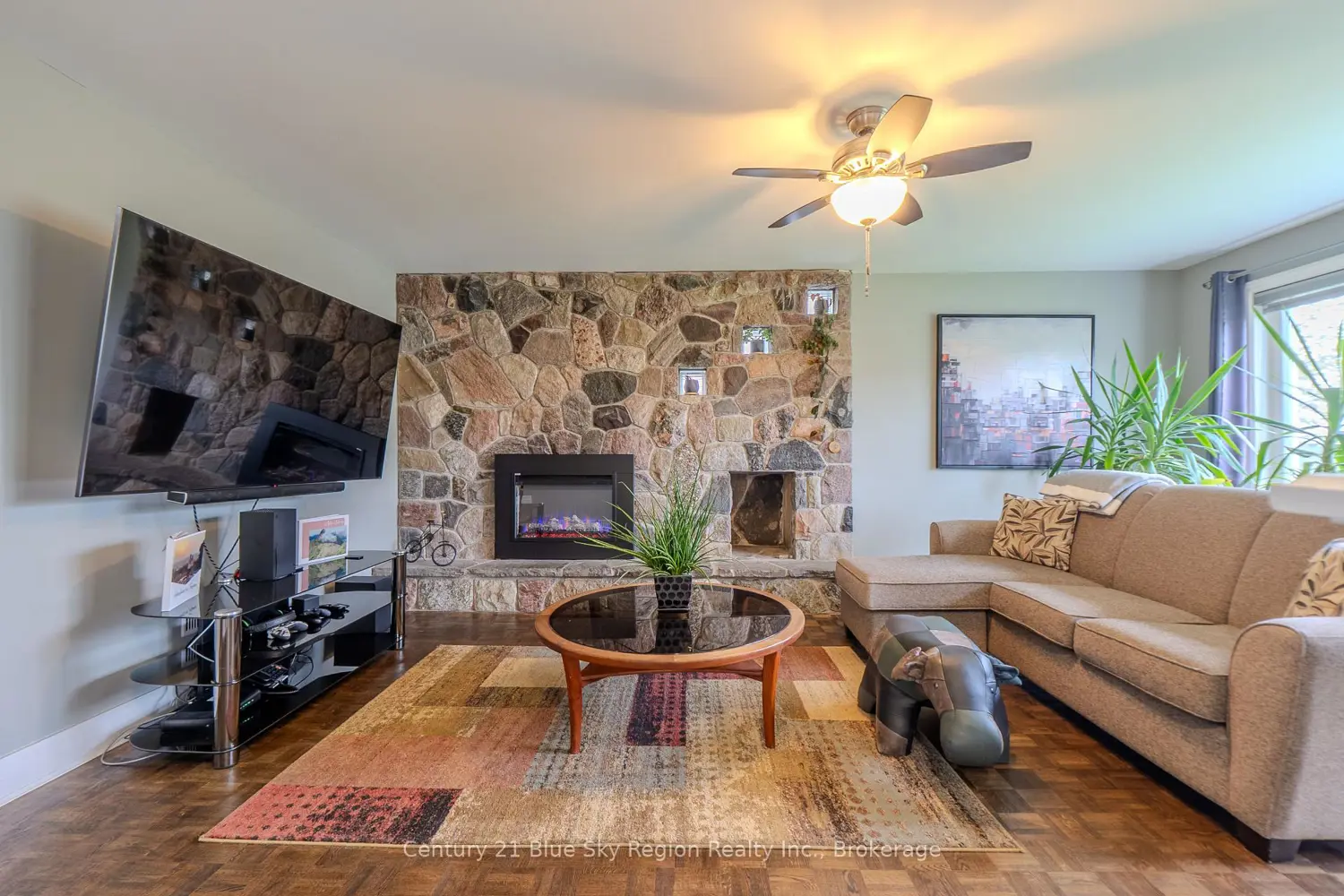 Additional image 7 of 1052 Copeland Street