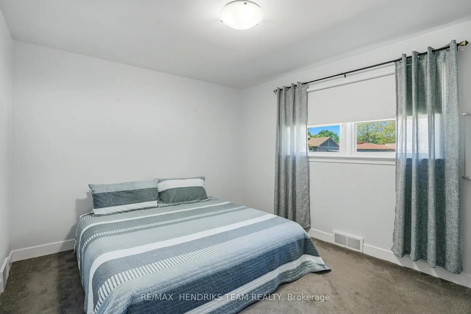 17 Sullivan Drive photo 5