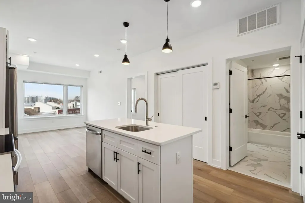 Additional image 12 of 901 Leland St Unit 2B-605, Philadelphia, PA 19130