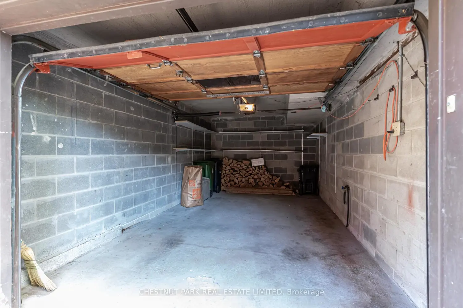 Additional image 15 of 41 Spruce Street 9