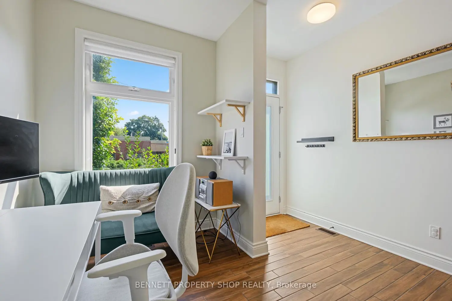 288 Cambridge Street photo 5