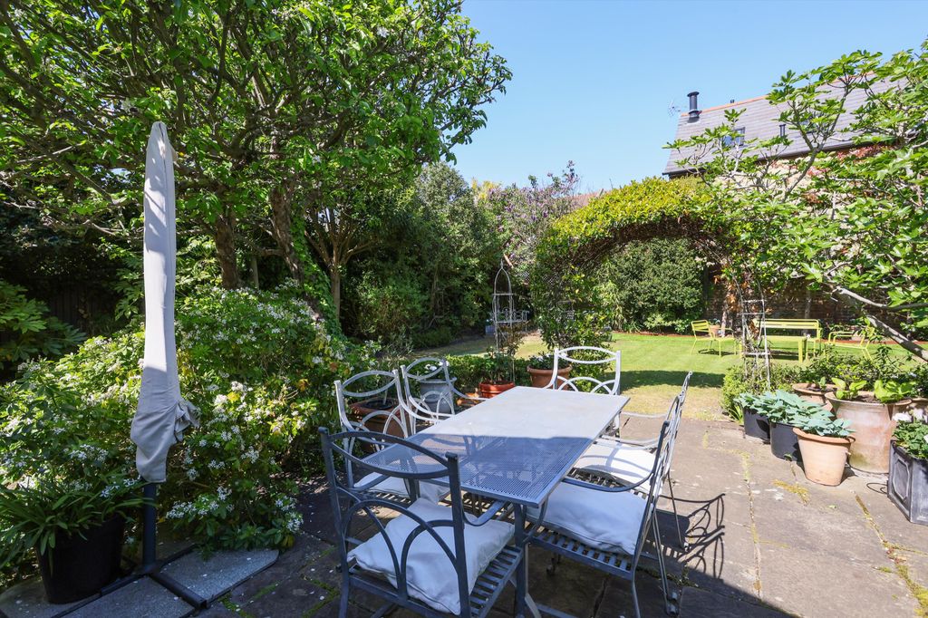Additional image 19 of 5 bed semi-detached house for salePalace Road, East Molesey, Surrey KT8