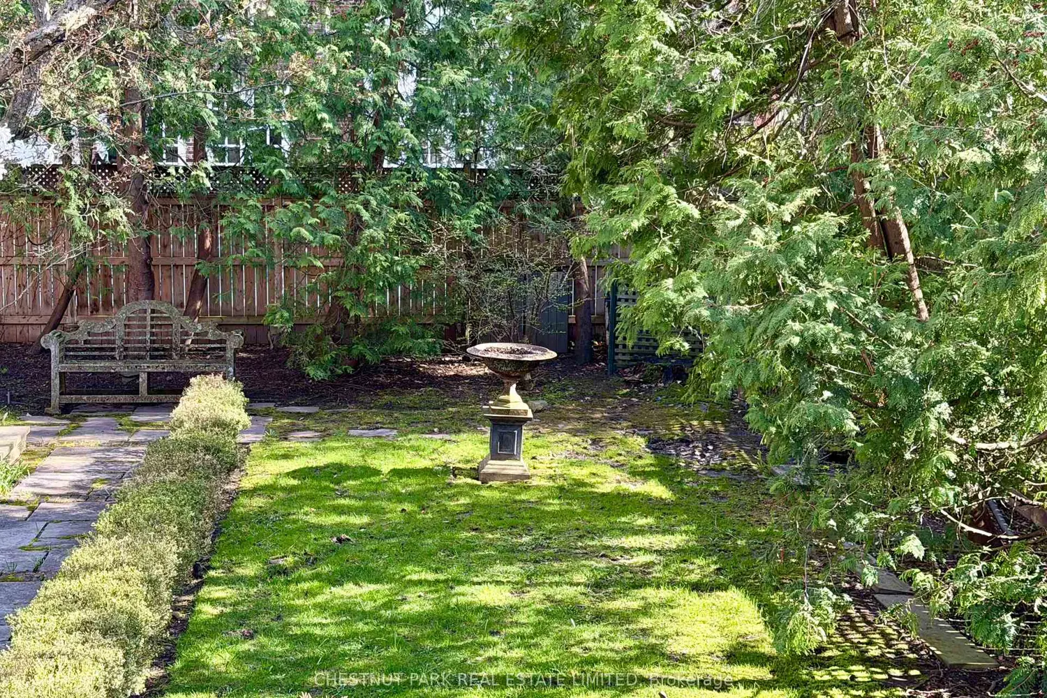 Additional image 14 of 127 Roxborough Drive