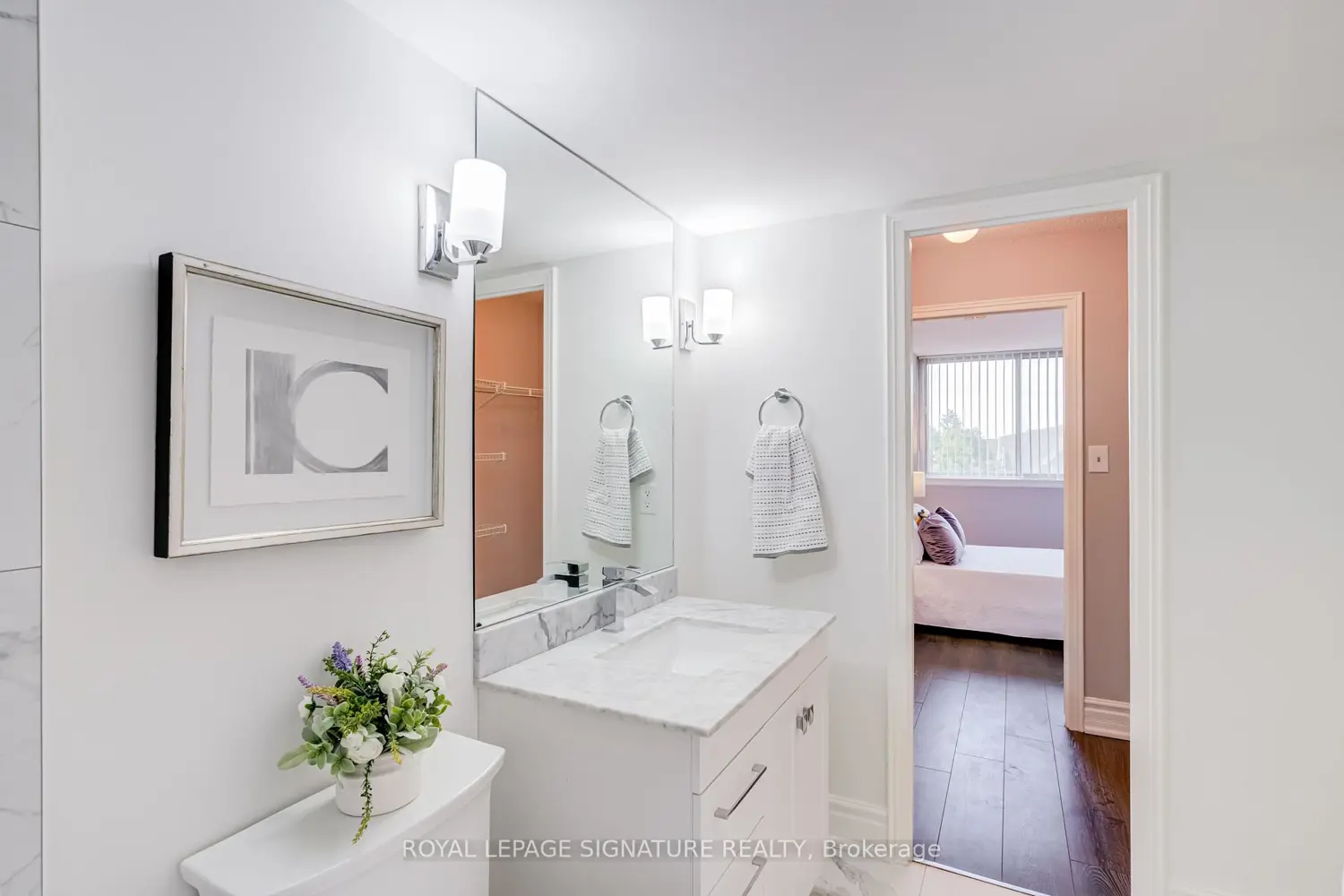 Additional image 15 of 880 Dundas Street 405