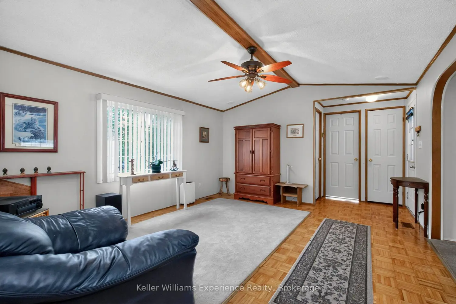 5411 Elliott Side Road 15 photo 5