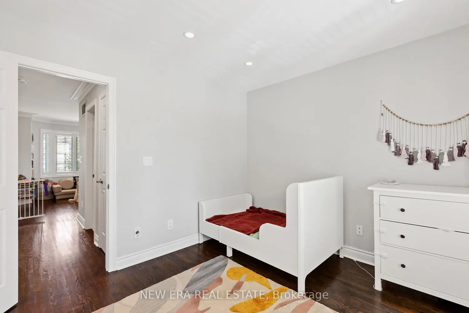 Additional image 14 of 35 Spruce Street B