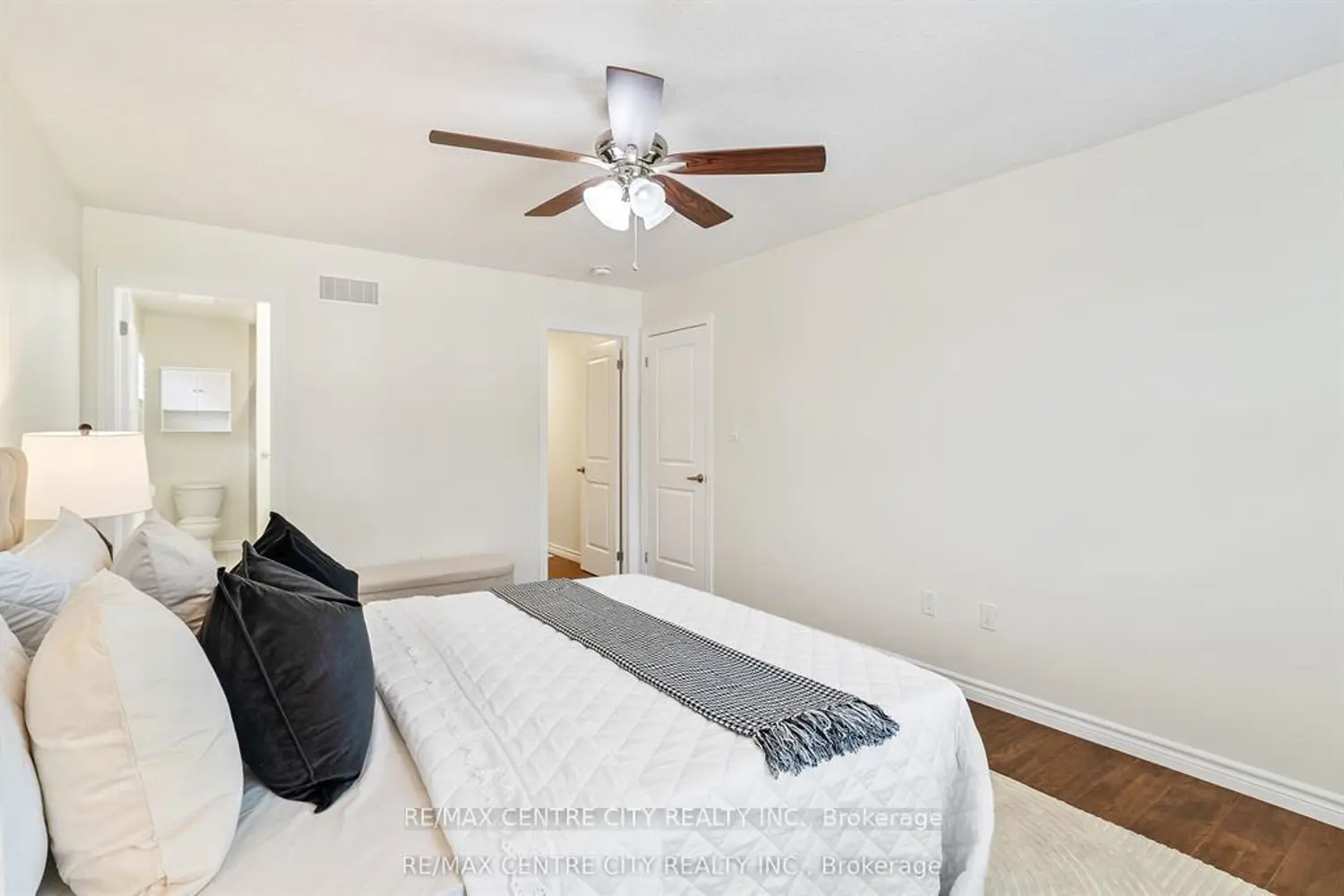 Additional image 10 of 1420 Howlett Circle