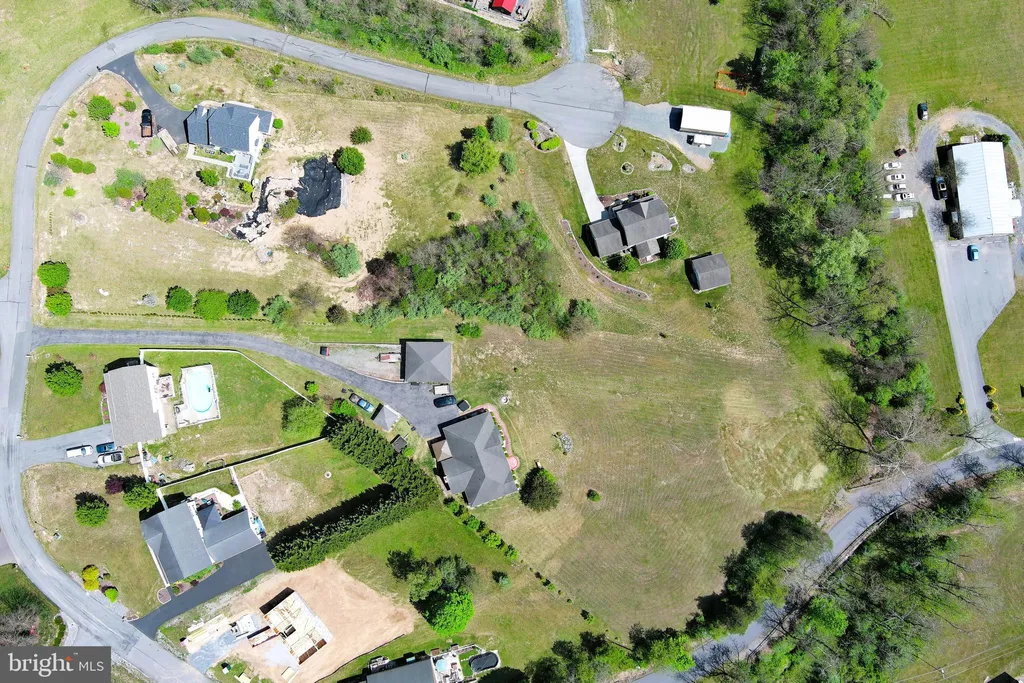 106 Waterview Drive, Capon Bridge, WV 26711